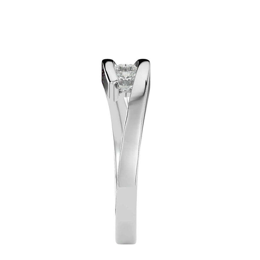 Inspired by the modern women Luxembourg Diamond Ring by AËLRA JOAILLERIE